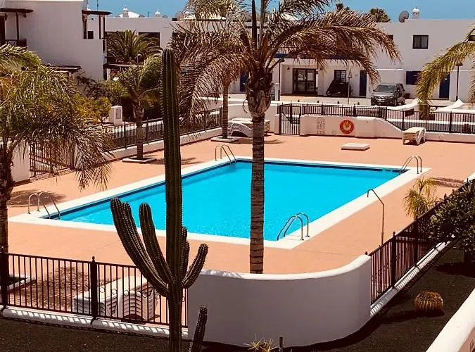 Lovely Casa Felicidad, Swimming Pool, Wifi X Private Garden