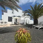 Casa vacanze Lovely Casa Felicidad, Swimming Pool, Wifi X Private Garden *