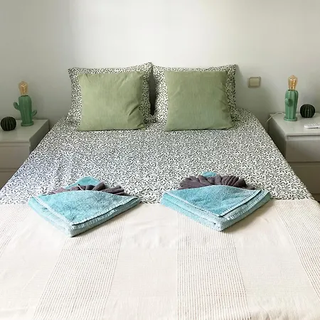 בית נופש Lovely Casa Felicidad, Swimming Pool, Wifi X Private Garden