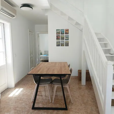 בית נופש Lovely Casa Felicidad, Swimming Pool, Wifi X Private Garden