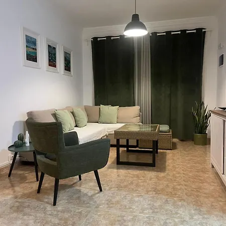 Lovely Casa Felicidad, Swimming Pool, Wifi X Private Garden Playa Blanca (Lanzarote)