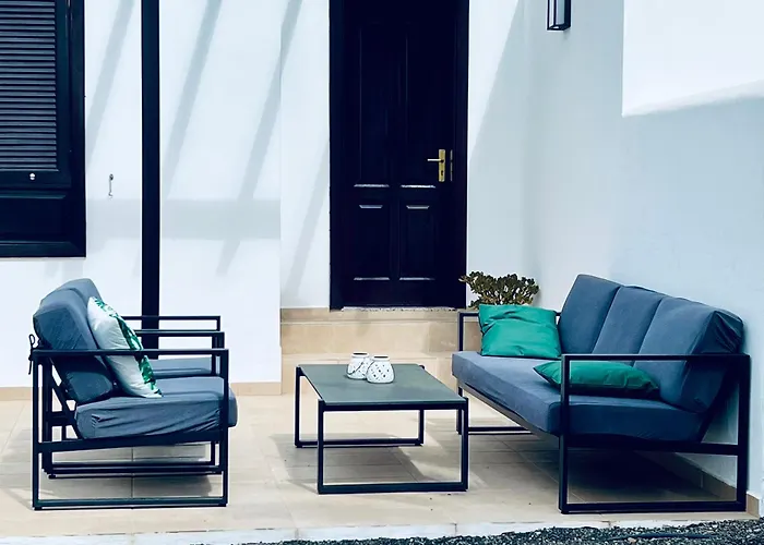 Lovely Casa Felicidad, Swimming Pool, Wifi X Private Garden Playa Blanca (Lanzarote)