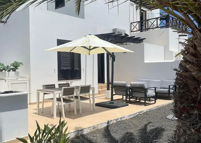 Lovely Casa Felicidad, Swimming Pool, Wifi X Private Garden 普拉亚布兰卡