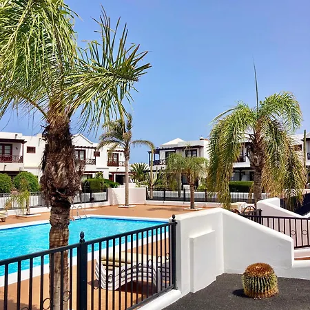 Lovely Casa Felicidad, Swimming Pool, Wifi X Private Garden Hébergement de vacances *