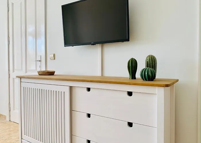 Lovely Casa Felicidad, Swimming Pool, Wifi X Private Garden Feriehus Playa Blanca (Lanzarote)