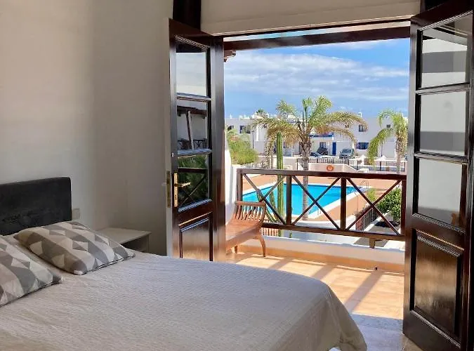 Feriehus Lovely Casa Felicidad, Swimming Pool, Wifi X Private Garden *