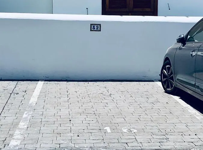 Lovely Casa Felicidad, Swimming Pool, Wifi X Private Garden Feriehus