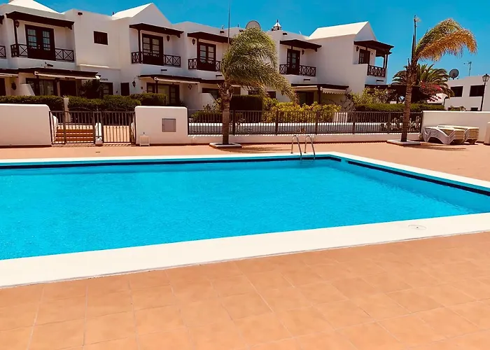 Lovely Casa Felicidad, Swimming Pool, Wifi X Private Garden *