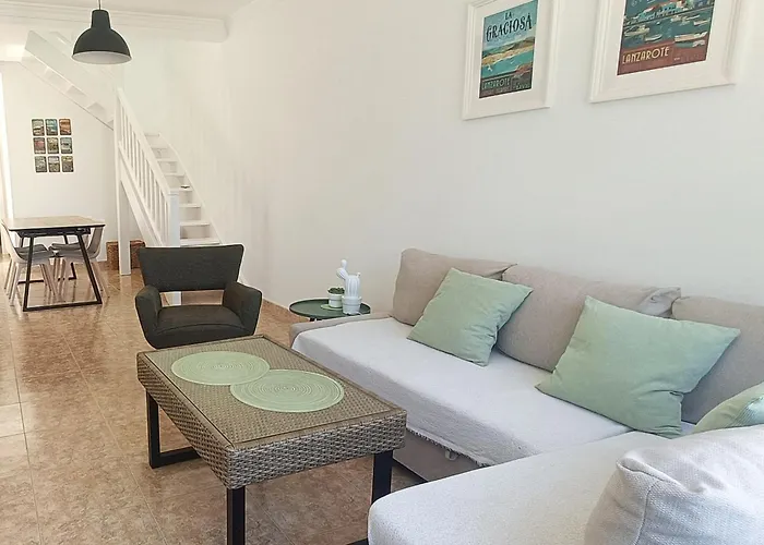 Feriehus Lovely Casa Felicidad, Swimming Pool, Wifi X Private Garden *