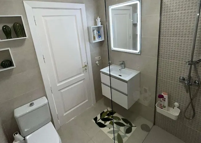 Feriehus Lovely Casa Felicidad, Swimming Pool, Wifi X Private Garden Playa Blanca (Lanzarote)